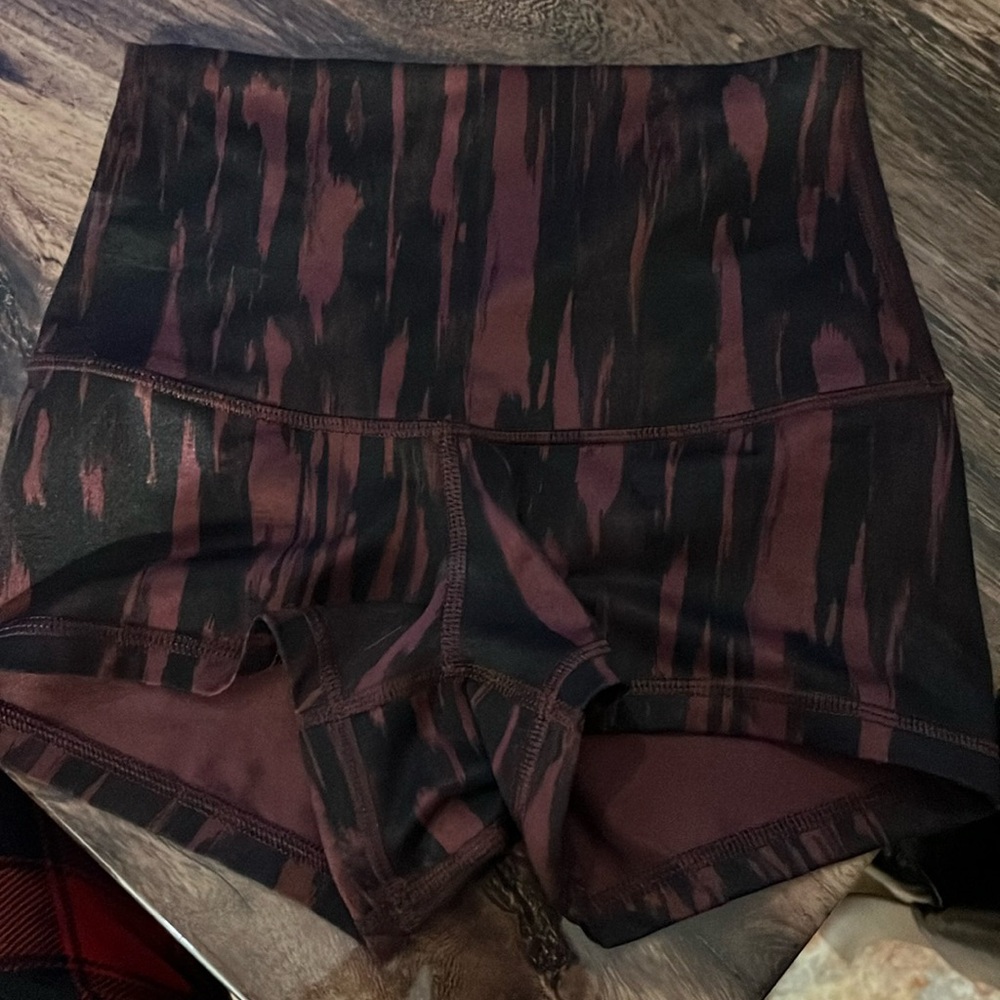 lululemon shorts
